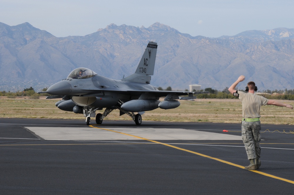 Col. Kerry M. Gentry, commander of the 177th Fighter Wing, arrives at Operation Snowbird