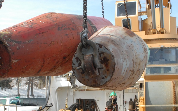 Coast Guard Cutter Hollyhock buoy transfer