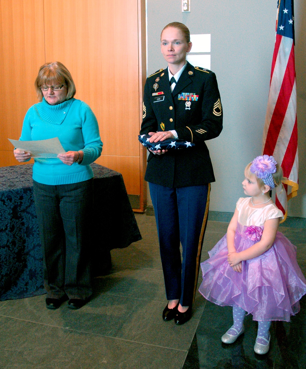 Local soldier re-enlists, honored at Women’s Memorial