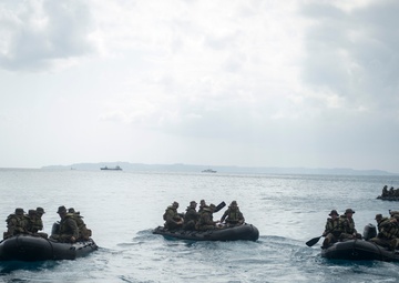 31st MEU launch and recovery operations