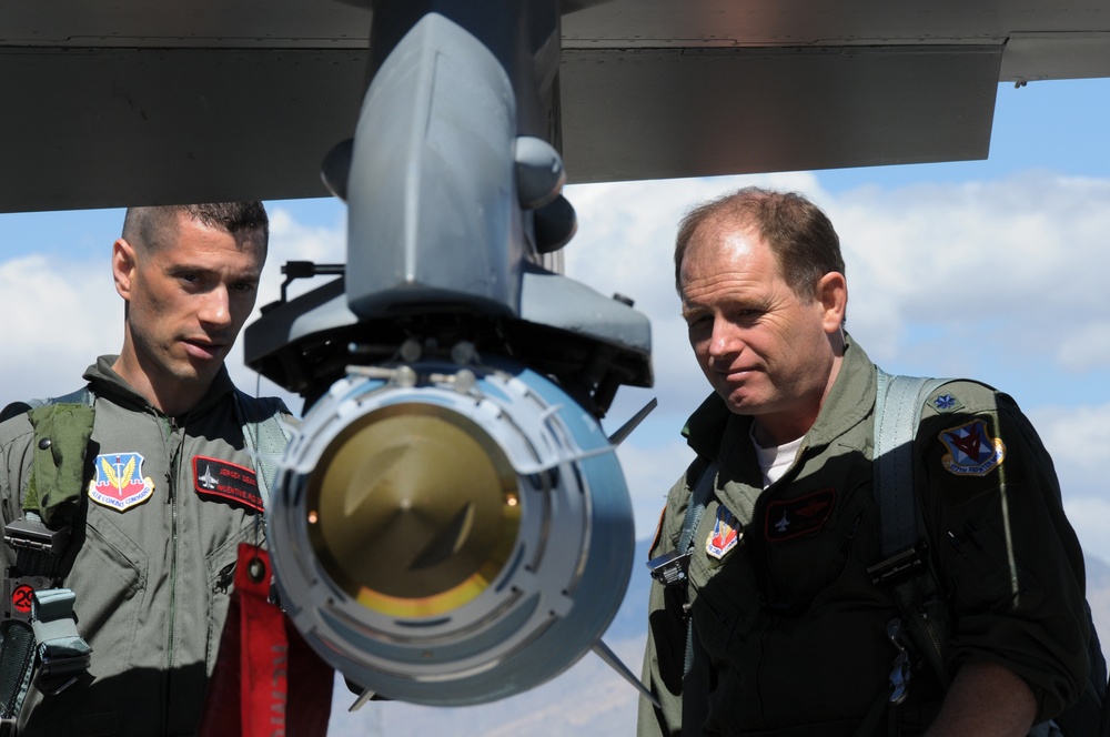 Flight operations prior to a familiarization flight
