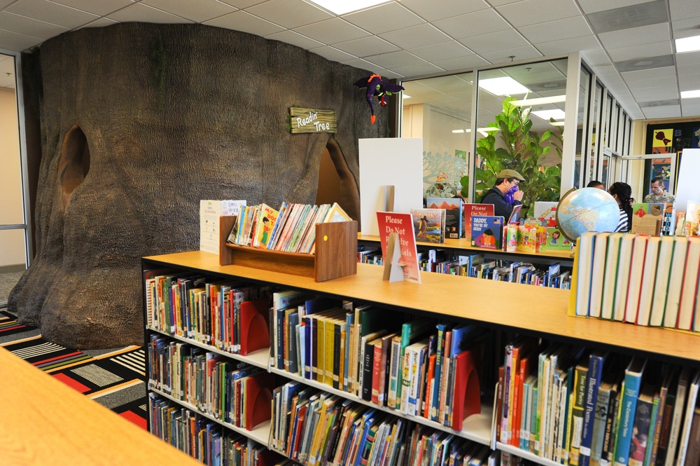 Maxwell Community Library reopens