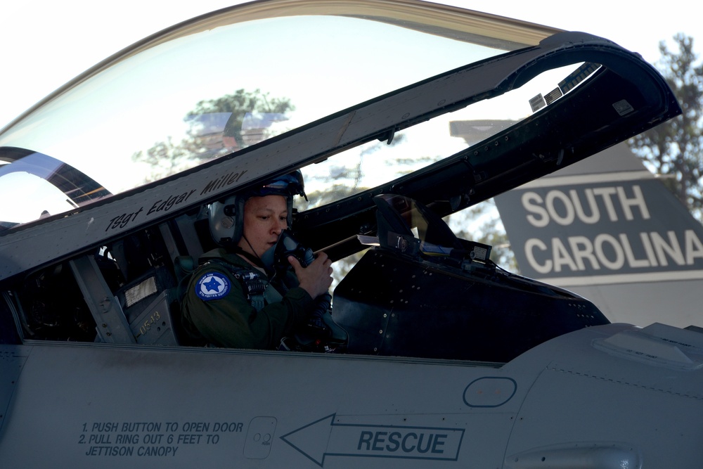 Aerospace Control Alert F-16 scramble