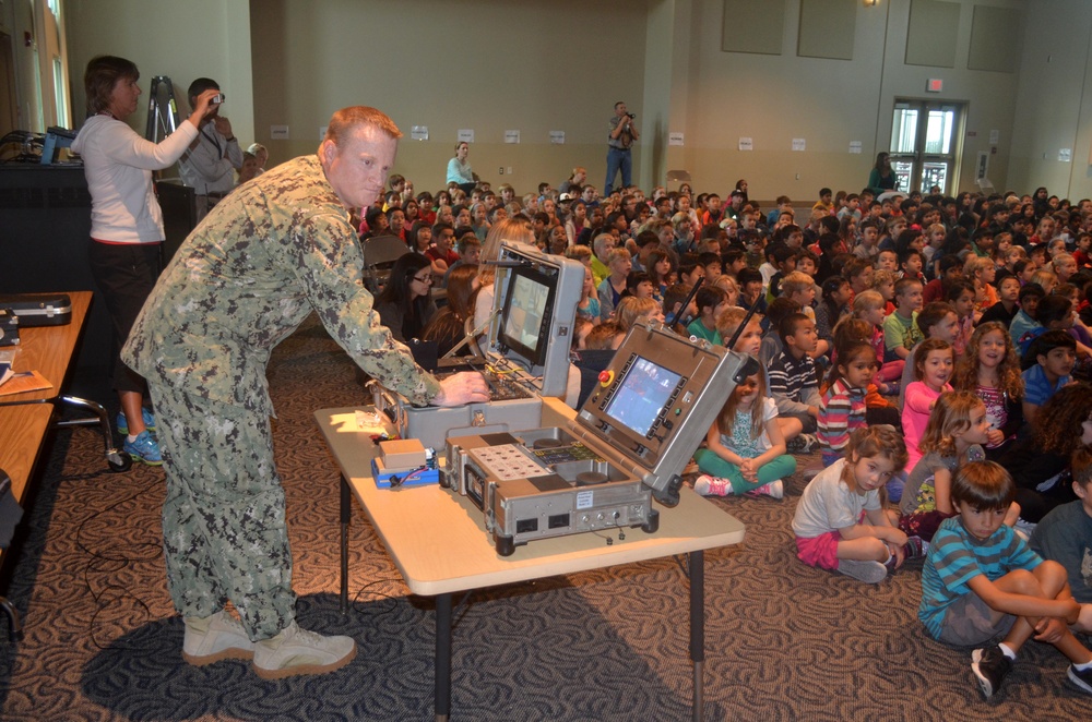 EOD chiefs participate in 'Science Day' at local elementary