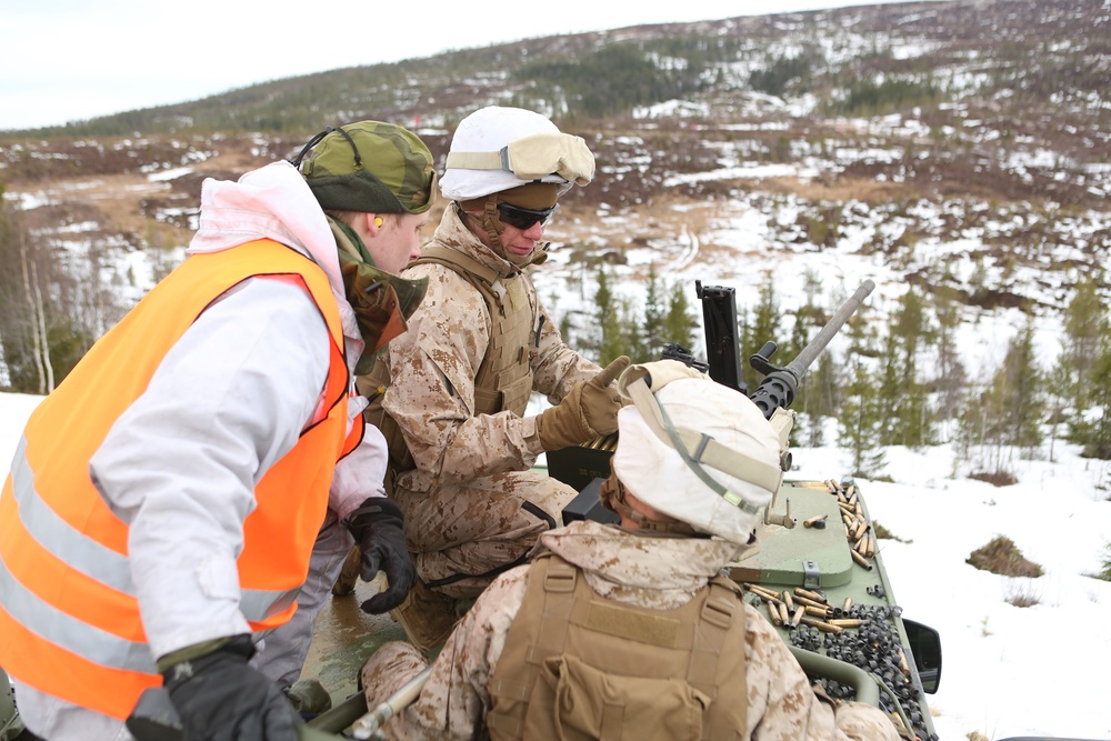 Last minute instruction before firing