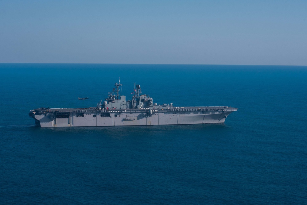 USS Iwo Jima conducts flight operations