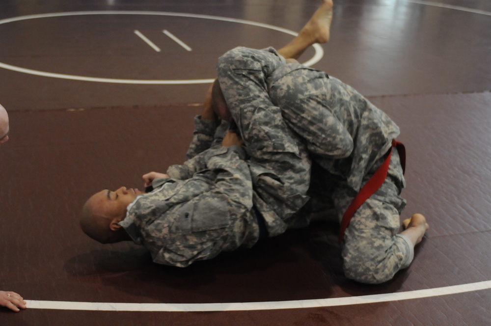 210th FA Brigade combatives team dinner and 2ID tournament