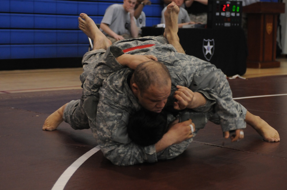 210th FA Brigade combatives team dinner and 2ID tournament