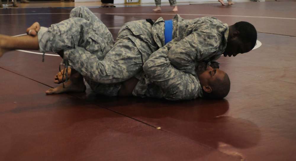 210th FA Brigade combatives team dinner and 2ID tournament