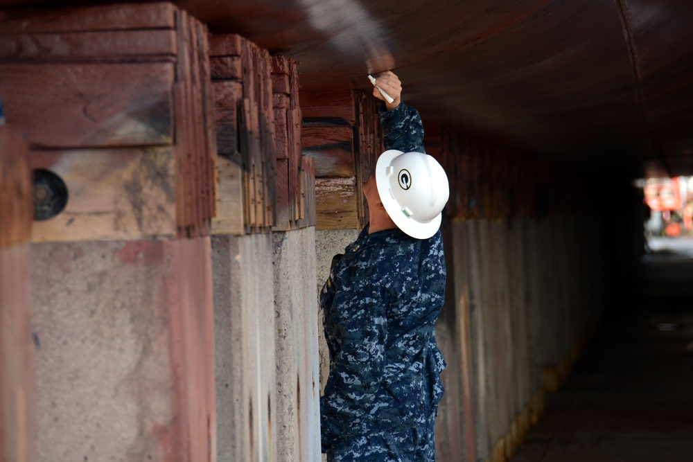 USS Green Bay Hull Signing