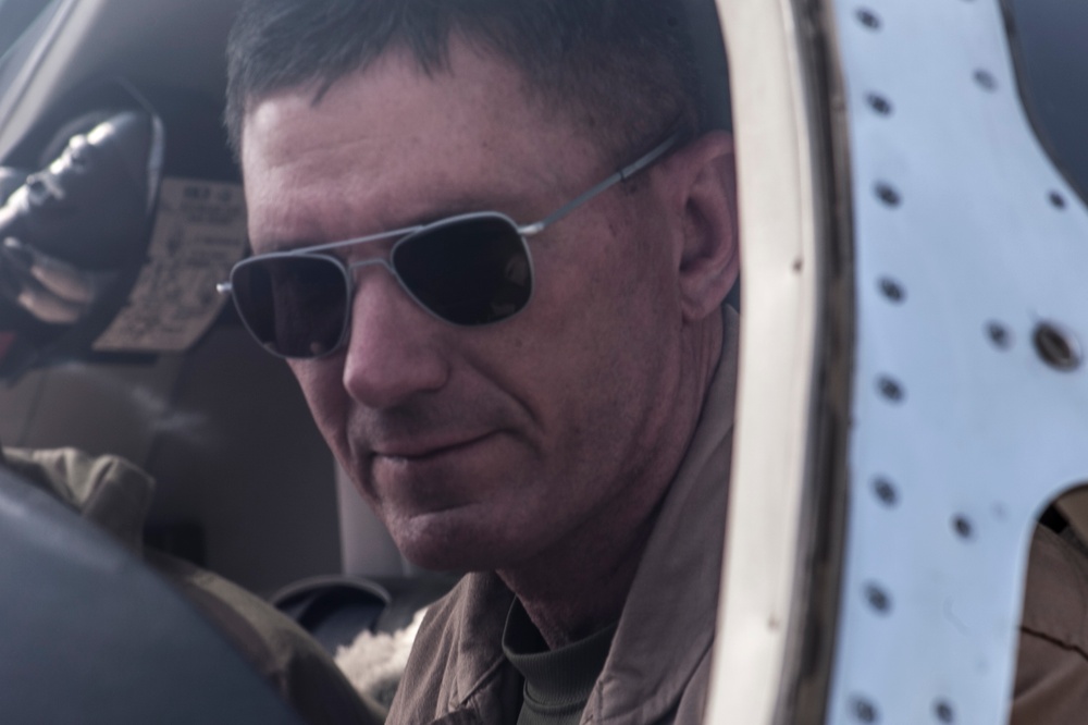 Marine pilot flies for final time following 30 years of service