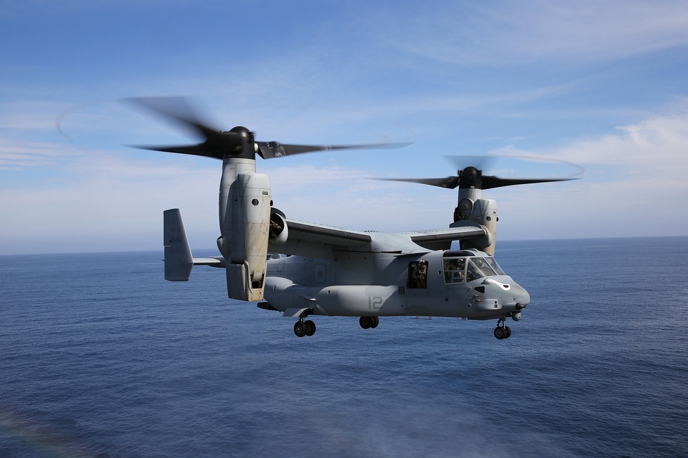 &quot;Evil Eyes&quot; conduct carrier qualifications