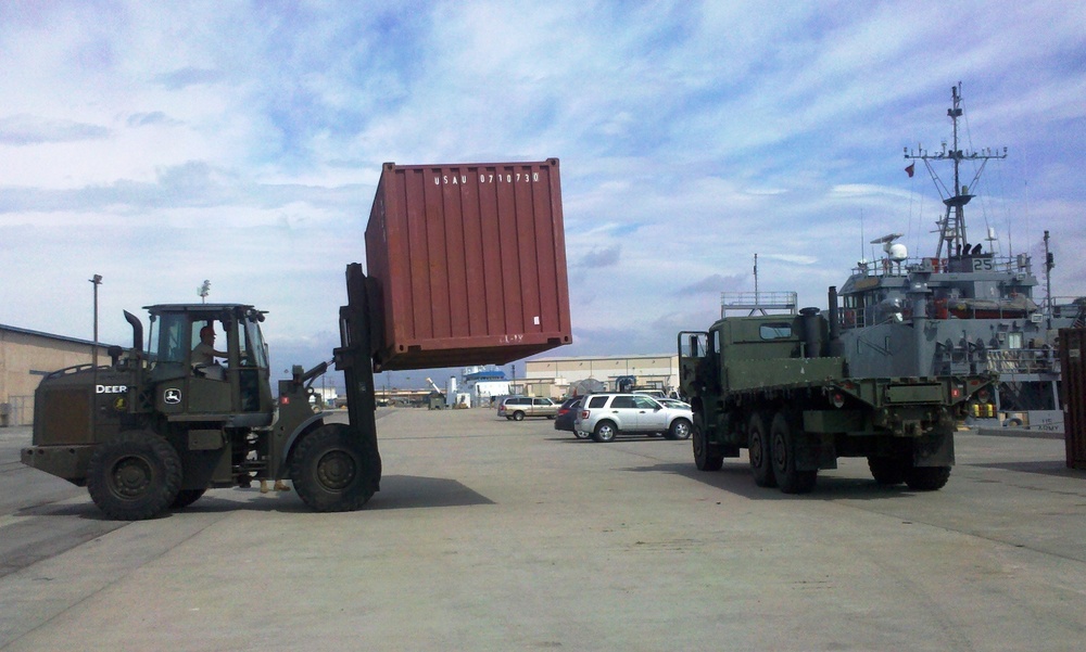 The 481st Transportation Company leaves port for JLOTS exercise