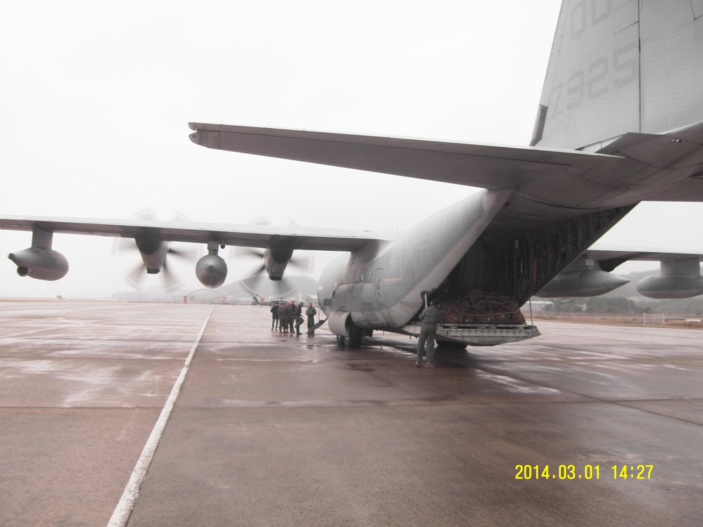 Marines utilize Korean Air Base, CLR-35 Marines arrive for exercise Freedom Banner