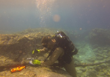 Deep water cable maintenance