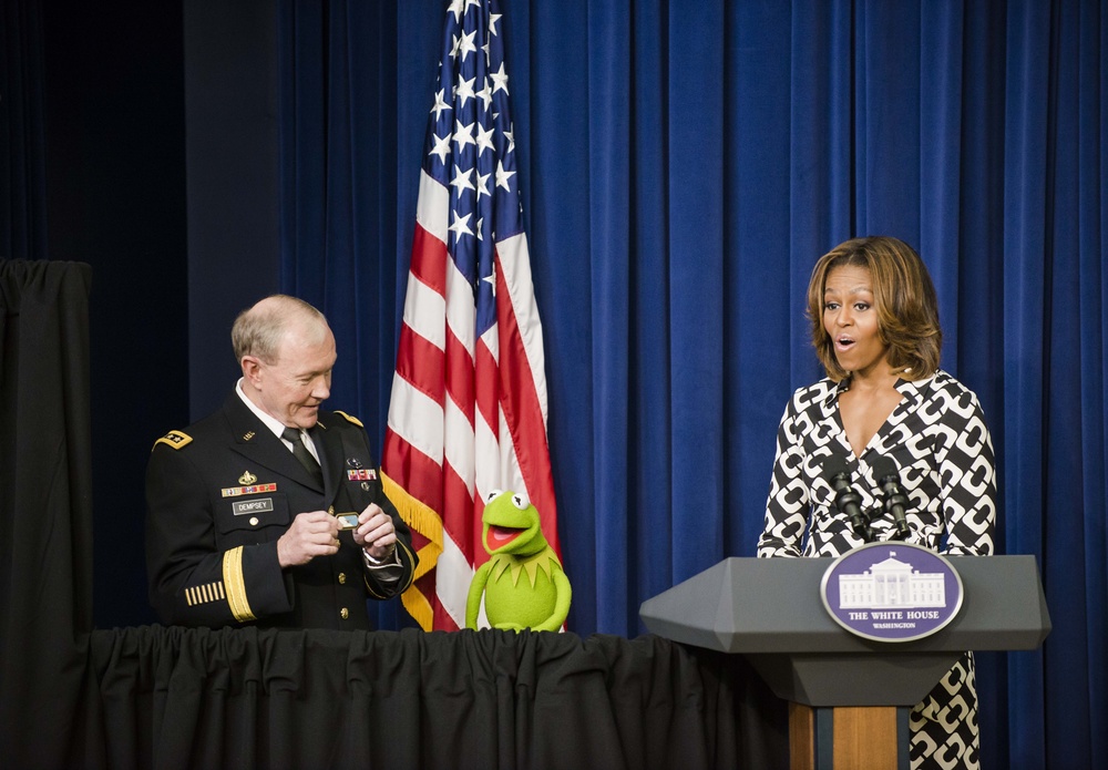 FLOTUS, Chairman Dempsey and Kermit introduce Muppet movie screening to military families, guests at White House
