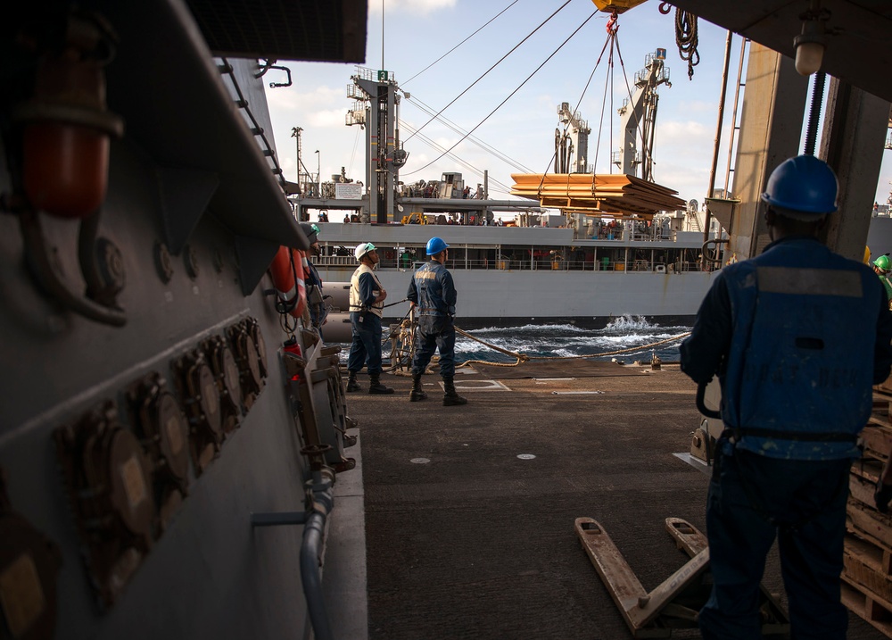 USS Bulkeley replenishment