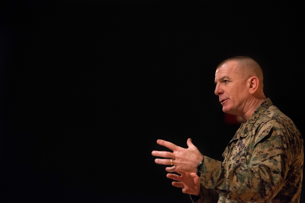 SEAC tours Air Combat Command