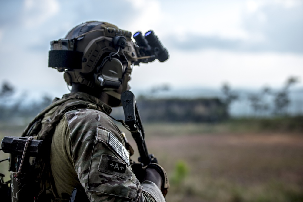 US and Belize conduct military exercise Fused Response 2014.
