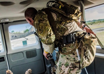 US and Belize conduct military exercise Fused Response 2014.