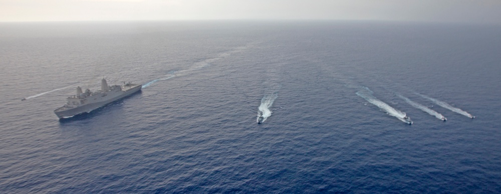 USS Mesa Verde performs exercise with Israeli Navy