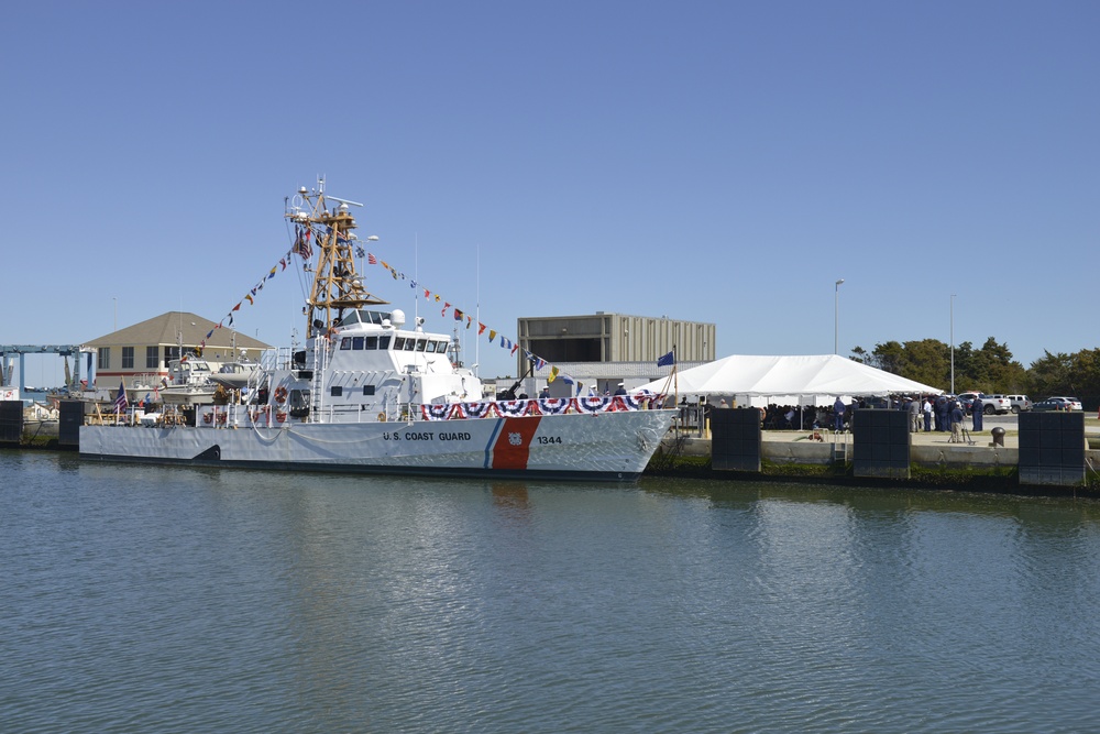 Coast Guard Cutter Block Island decommissioning ceremony