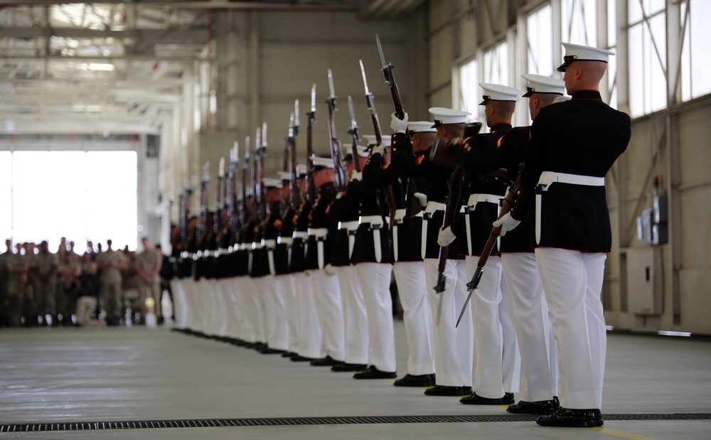 Marine Corps Battle Color Detachment performs at MCAS Beaufort