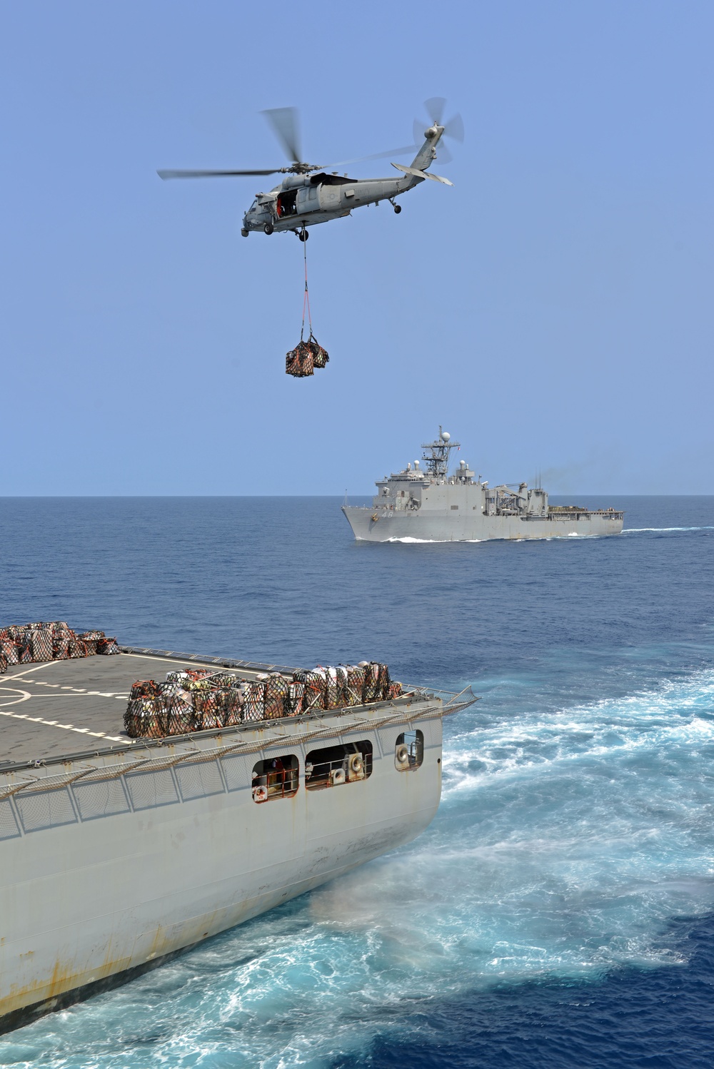 USS Bonhomme Richard replenishment