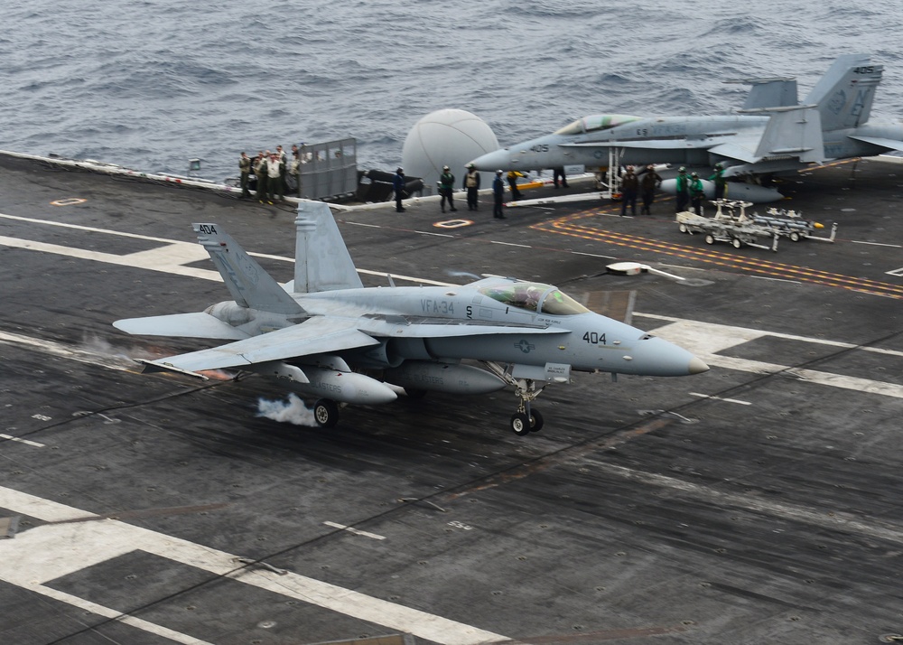 USS Ronald Reagan flight deck