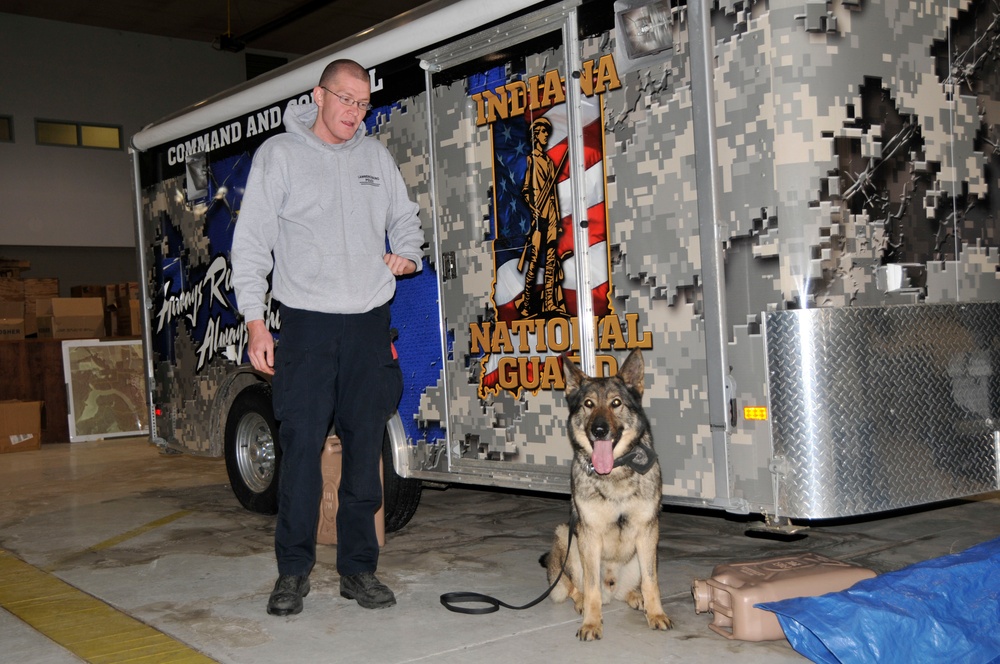 181st Intelligence Wing host K9 training