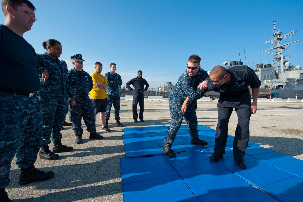 USS Arleigh Burke operations