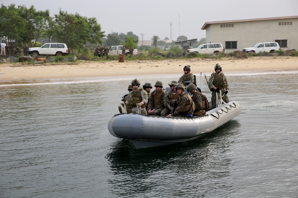 Marines conduct crisis response exercise from USNS Spearhead (JHSV 1)