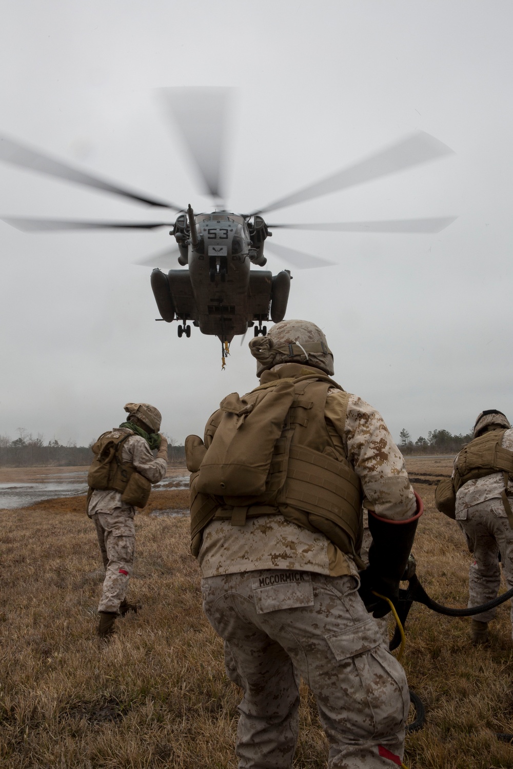 Artillery in the air: Landing support specialists test lift capabilities