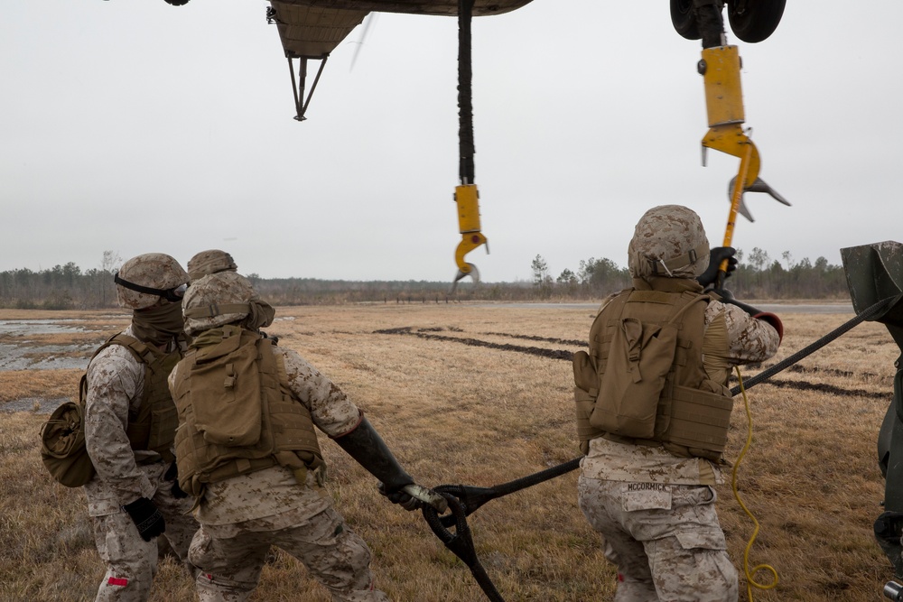 Artillery in the air: Landing support specialists test lift capabilities