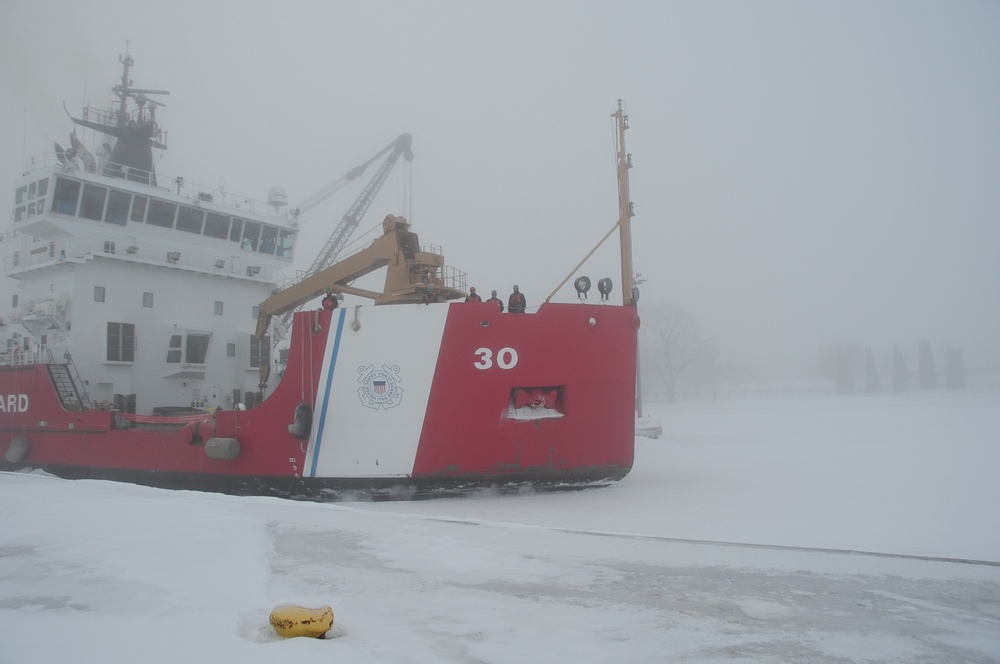 Coast Guard cutters pass through Soo Locks