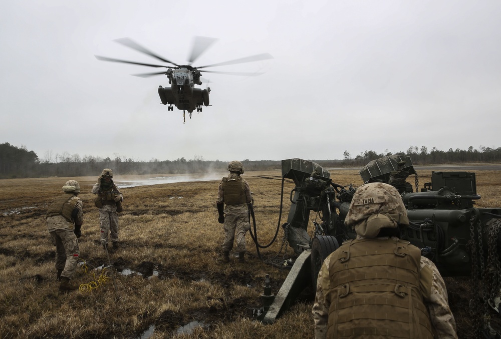 1st Bn, 10th Marines takes to the sky