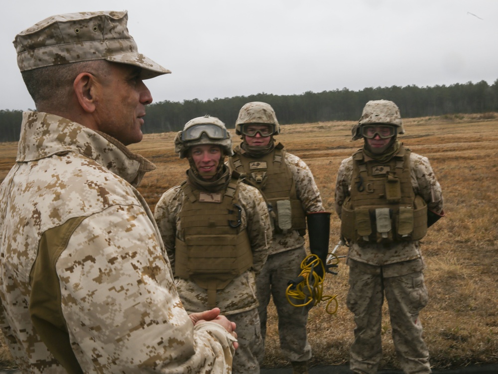 1st Bn, 10th Marines take to the sky