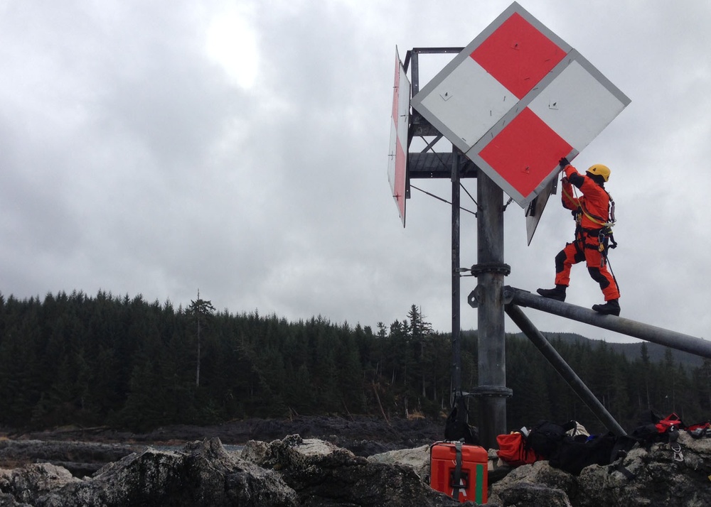 ANT Sitka Surf Point light maintenance