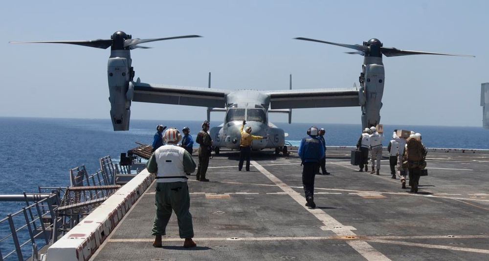 22nd MEU Marines transport ammunition