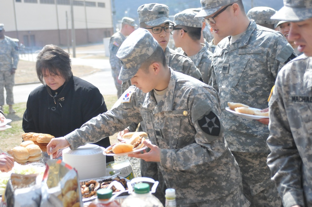 210th FA Brigade chaplains host barbecue