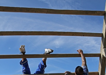 ‘Dog Face’ soldiers, Columbus Lions tackle obstacle course