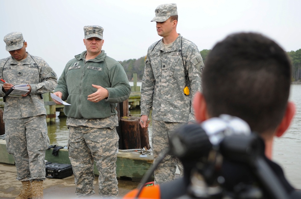 Guppies to great whites: Becoming an Army diver