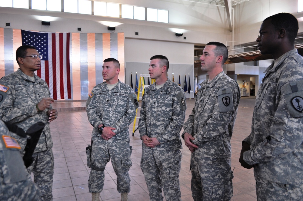 200th MP command bids farewell to the 346th MP Company