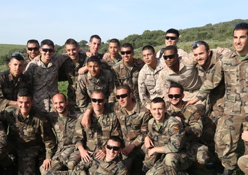 US, Spanish Marines train together in Sierra del Retin