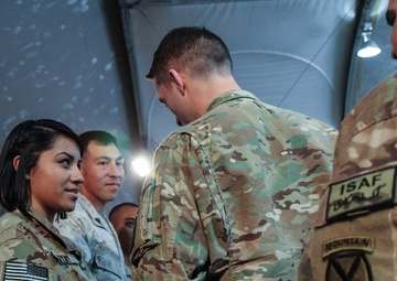 Deployed service members become US citizens