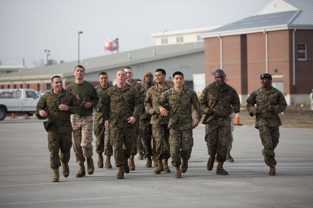Headquarters Support Battalion completes stamina course