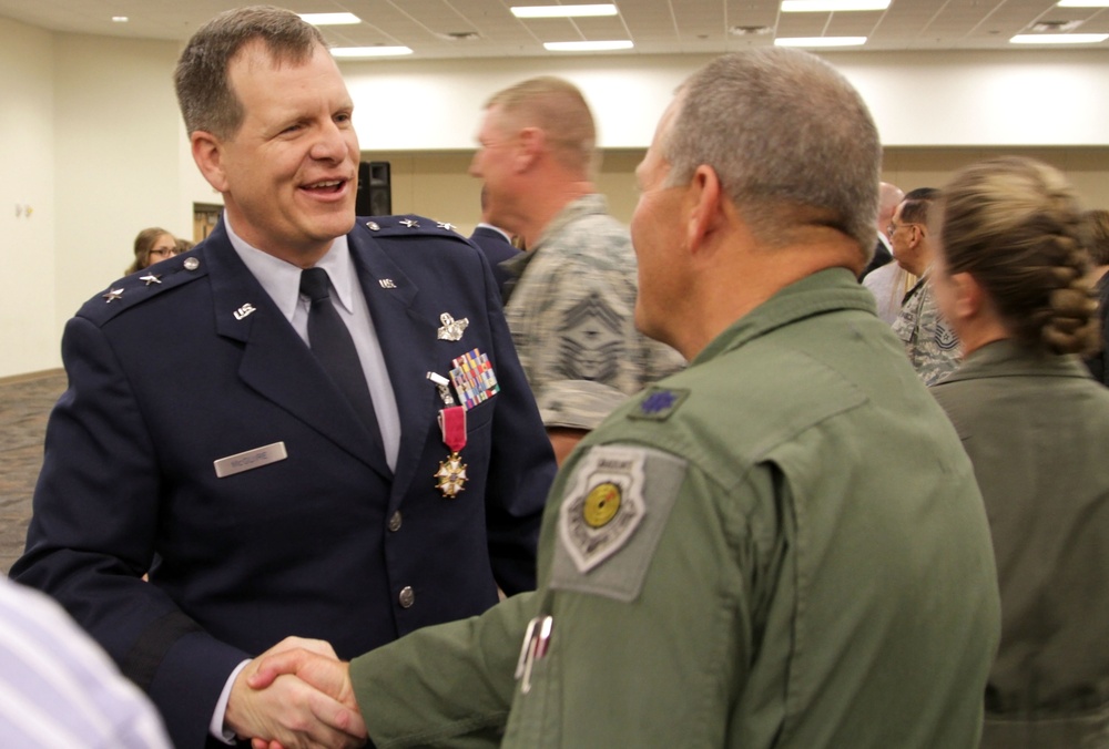 Governor promotes Arizona adjutant general