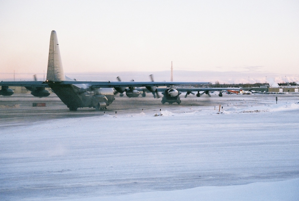 Wing aircraft roll onto the Ted Stevens Anchorage International Airport runway