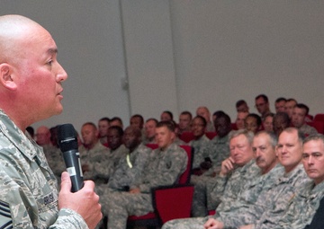 National Guard leadership hosts Arifjan town hall