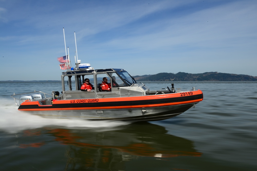 Cape Disappointment 29-foot Response Boat Small